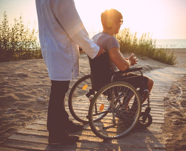 Après un AVC : Renforcer le Bras Sain pour Booster la Récupération du Bras Paralysé